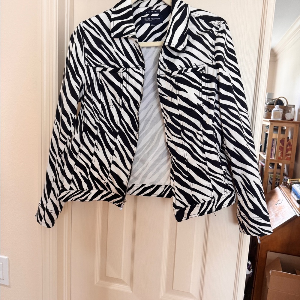 Jones New York Black and White Zebra Print Jean Jacket Large